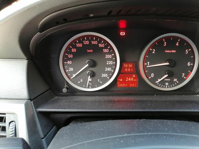 BMW E60 520i 2.2 170km