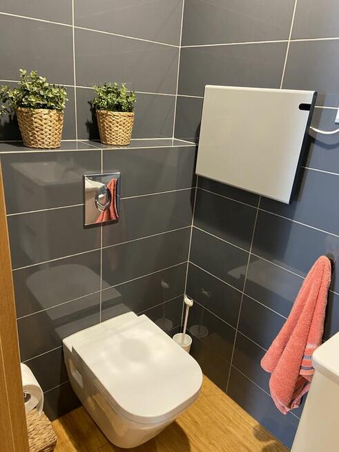 82 m 3 pokoje 2 łazienki garaż