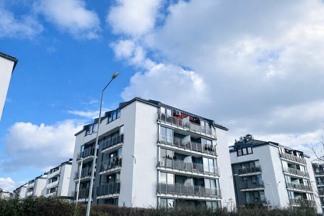 Mieszkanie 3 pok Pruszków 71.1m2, 2 garaże, 2 balkony, klima