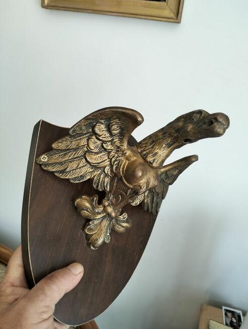 kolekcja mosieznych orłów