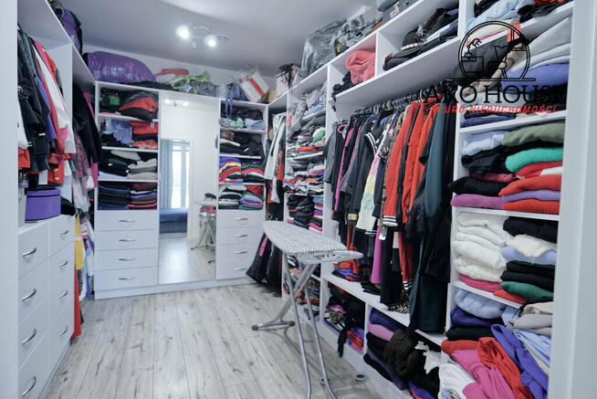 Wyjątkowa szeregówka z kominkiem i rekuperacją!