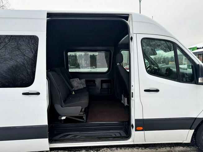 Mercedes Sprinter 319 3,0 7GTronic LED M-bux 7 Osobowy Kamera Max Hak 3500kg