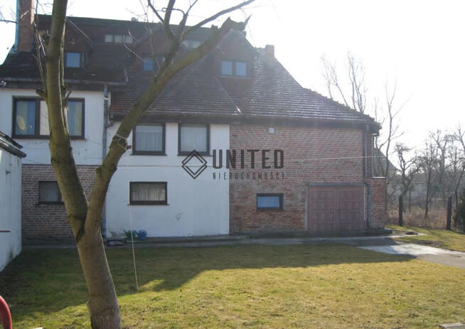 Dom wolnostojący na dużej działce