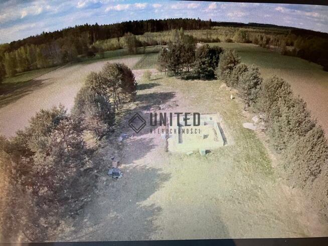 Działka z rozpoczętą budową domu w Białym Błocie