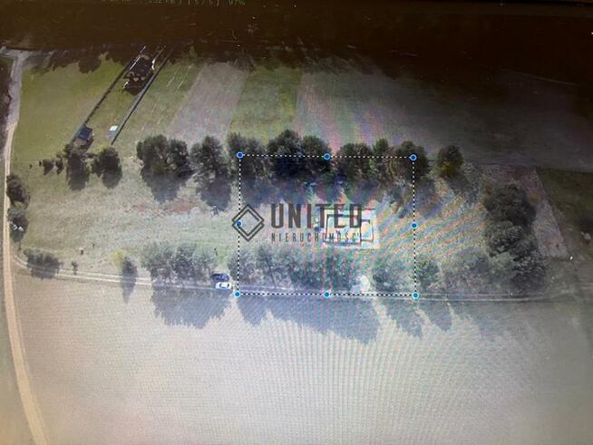 Działka z rozpoczętą budową domu w Białym Błocie