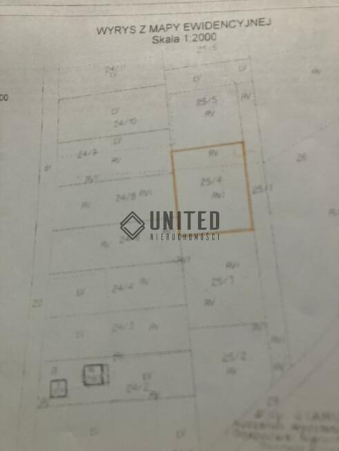 Działka z rozpoczętą budową domu w Białym Błocie