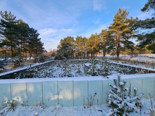 Działka z rozpoczętą budową domu w Białym Błocie