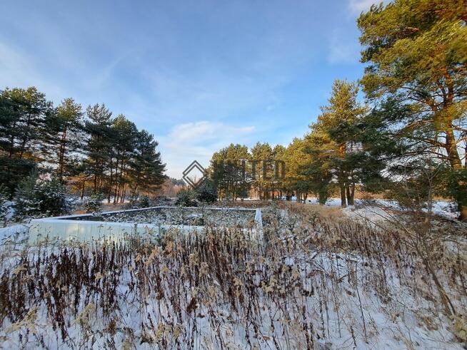 Działka z rozpoczętą budową domu w Białym Błocie