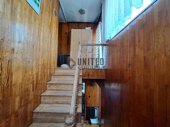 DOM w Domaniowie z ogrodem