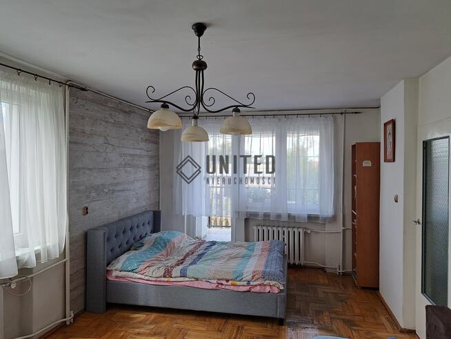 DOM w Domaniowie z ogrodem