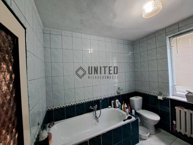 DOM w Domaniowie z ogrodem