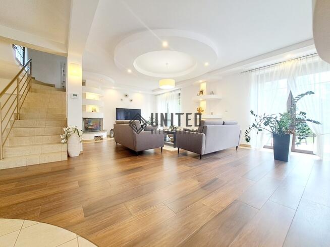 Okolice ul. Jęczmiennej Garaż / Taras / Ogród