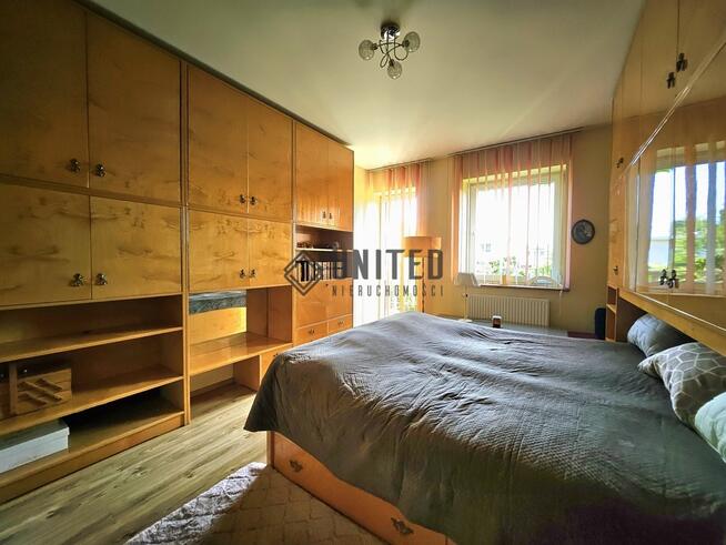 Dom na Oporowie / Garaż / Ogród