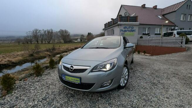 Opel Astra 1,4 benzyna 140 KM Cosmo