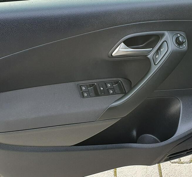 Volkswagen Polo Zarejestrowany/Bardzo zadbany/Bez korozji/Sprawna klima