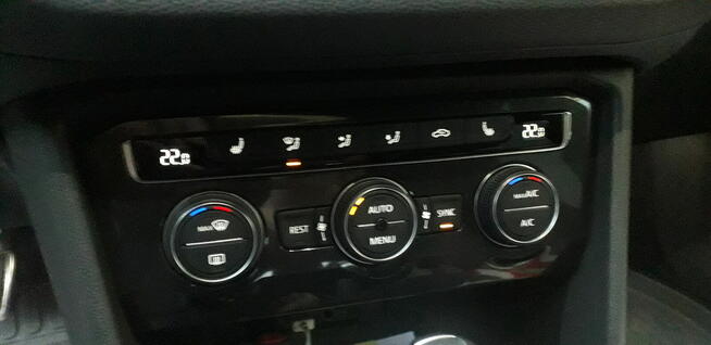 VOLKSWAGEN TIGUAN 2.0 TDI 4MOT HIGHLINE DSG 2019 ROK