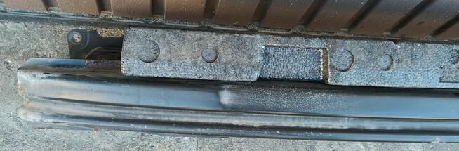 Belka , wzmocnienie zderzaka tył kombi Passat B6