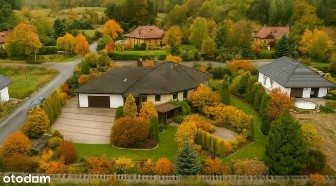 Parterowy dom koło Pabianic, Fotowoltaika, Solary..
