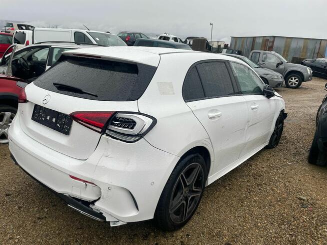 MERCEDES Classe A 180 1.3i 136 GT275