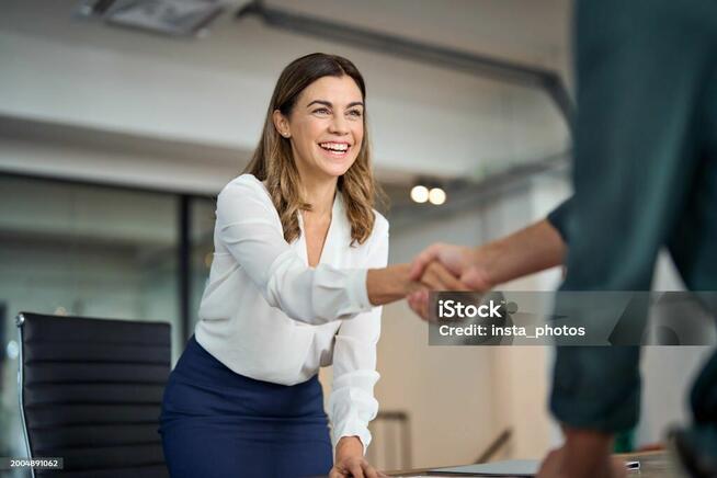 Wsparcie finansowe dla potrzeb osobistych i biznesowych