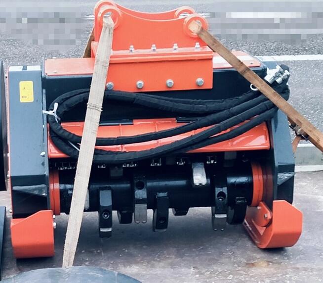 Mulczer leśny frezowy do koparki 6-10t