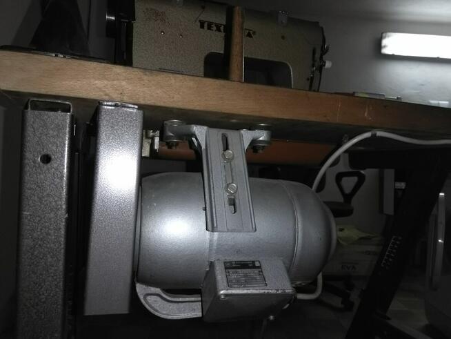 Przemysłowa maszyna do szycia TEXTIMA