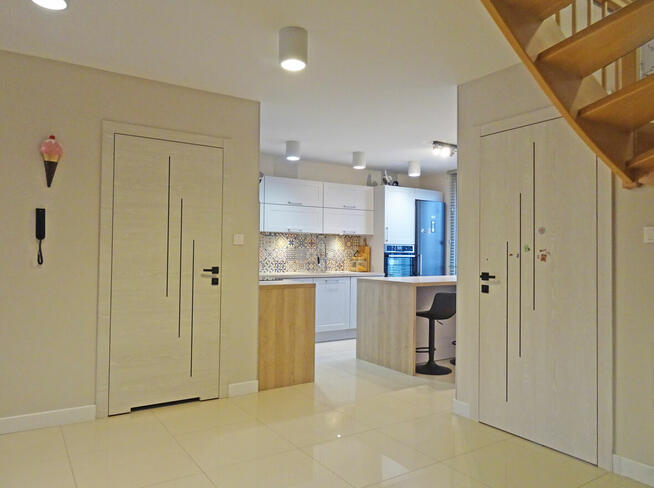 4pok 106m2 dwupoziomowe ul. Modrzewiowa / klimatyzacja TANI