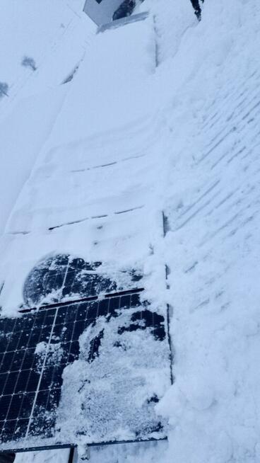 Profesjonalne odśnieżanie dachów, parkingów i podjazdów