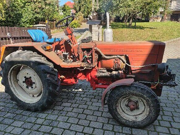 ciągnik władimirec T25A2