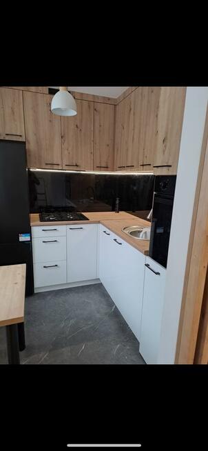 Montaż mebli z paczek Montaż podłóg Meble na zamówienie