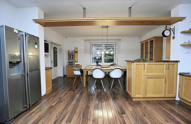 Piękna Willa w Inowrocławiu-Duża Działka i DARMOWY PRĄD! ️