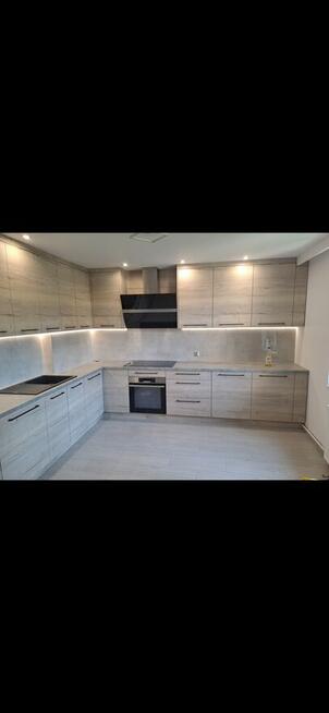 Montaż mebli z paczek Montaż podłóg Meble na zamówienie