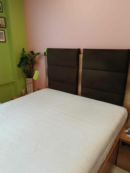 Łóżko 140/200 z pojemnikiem, materacem + szafka