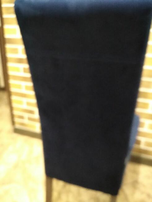 6 krzeseł tapicerowanych welur granat drewniane nogi