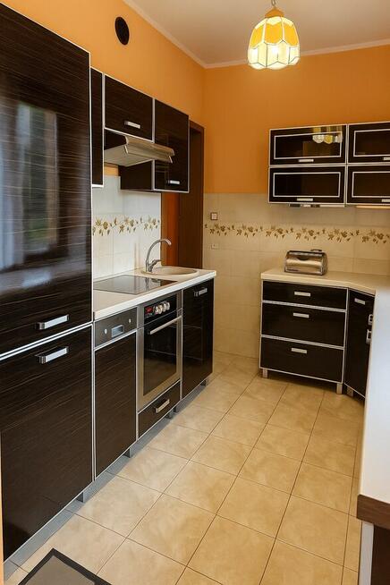 Dom z funkcją mieszkaniowo-usługową, zlokalizowany w centrum