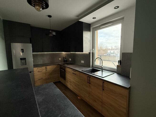 Wyjątkowy dwupoziomowy, przestronny apartament 83 m2 taras