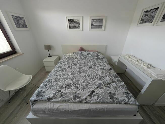 2 pokoje z halą garażową-zwierzęta mile widziane