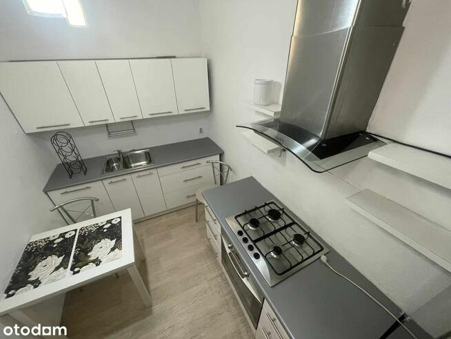 Kawalerka z osobną kuchnią – Wrocław, Rynek