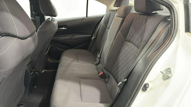 Toyota Corolla 1.8 Hybrid GPF Active sedan