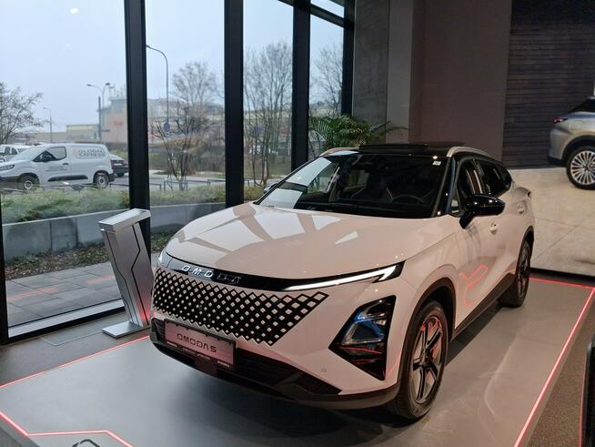 Omoda 5 - 224KM - Wersja Premium - Rocznik 2025