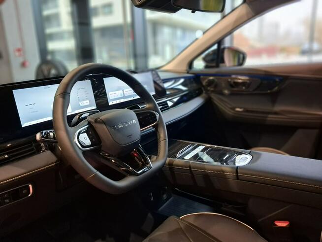 Omoda 5 - 224KM - Wersja Premium - Rocznik 2025