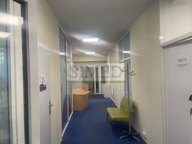 Niski parter, parking, dostęp24h ,ochrona.cisza