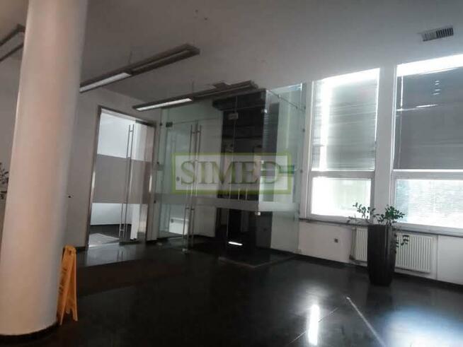 Metro , recepcja i dostęp 24h , ochrona, parking