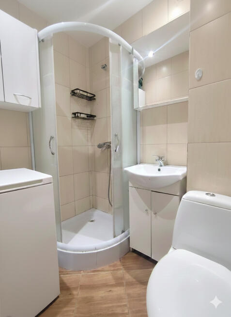 Na wynajem mieszkanie dwupokojowe.