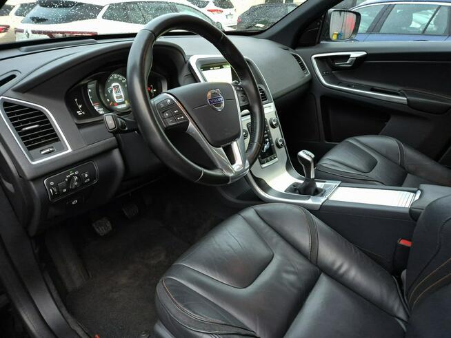 Volvo XC60 Ocean Race 2.0D 150km SKÓRA bixenon NAVI kamera SERWIS 2016