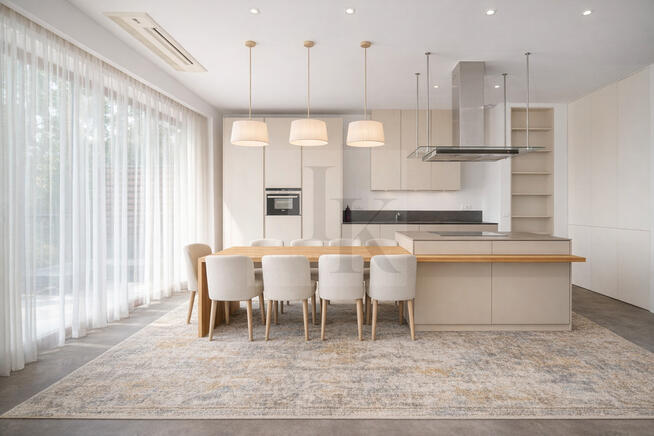 Przestronny apartament z widokiem na Park Dygata