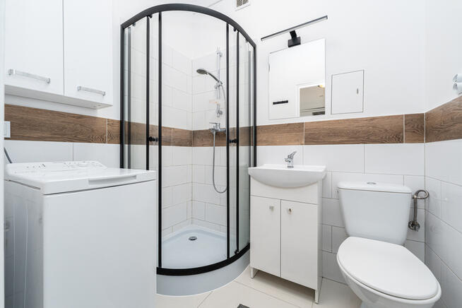 Okazja! 2/3 pokoje do remontu przy metrze