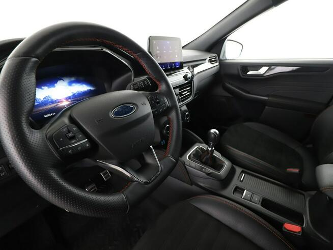 Ford Kuga navi klima auto virtual cocpit full LED skóra/alcantara grzane fotele