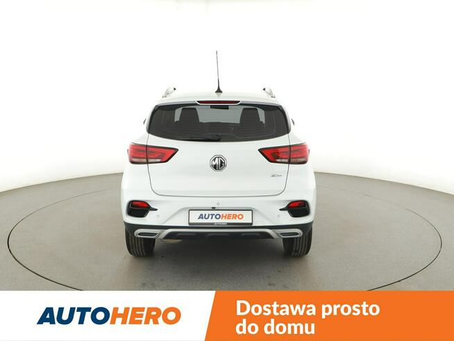 MG ZS 1.5 VTi Luxury Klimatyzacja Nawigacja Grzane Fotele Kamera PDC LED