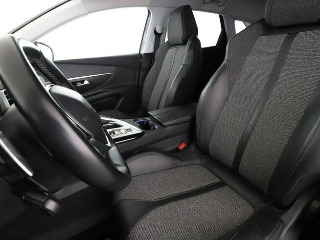 Peugeot 3008 automat virtual cocpit półskóra navi kamera i czujniki parkowania hak